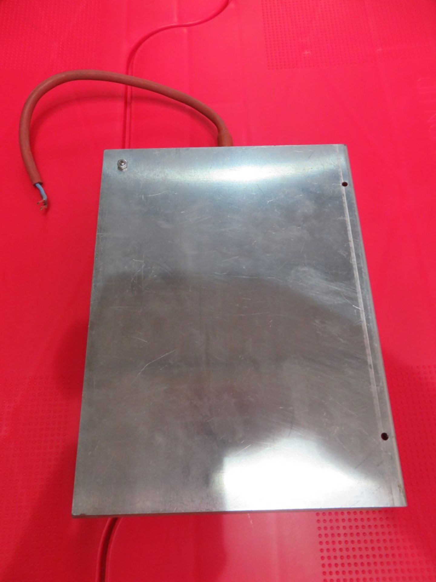 QTY OF 240V CABINET PLATE HEATERS - Image 2 of 2