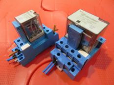 QTY OF FINDER 56 SERIES RELAYS AND TERMINAL BLOCKS