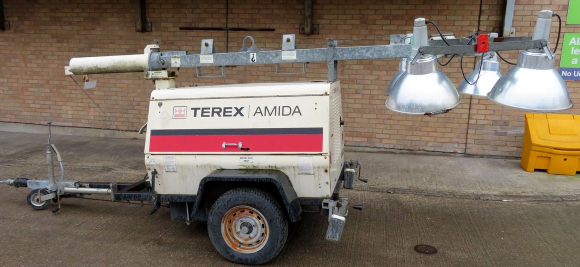 Terex Amida Lighting Tower. 5091 Hours. Manufactured 2005. Model: AL4050D-B-4MH.