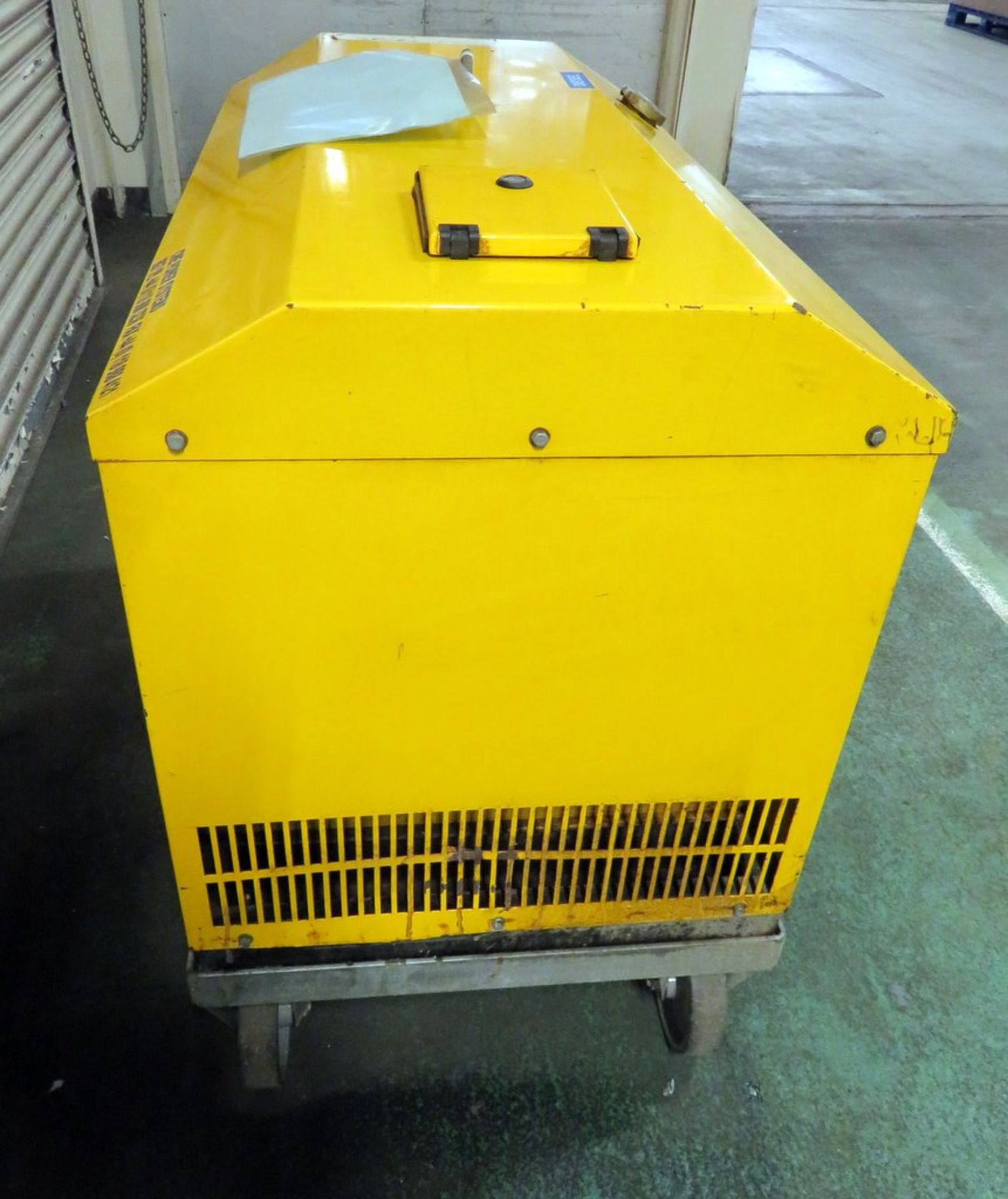 Harrington 7Kva Trolley Mounted Generator. Runs And Volts But Not Load Tested. Unknown Hours. - Image 7 of 8