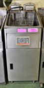 FriFri Cooking System YF41102 Deep Fat Fryer.