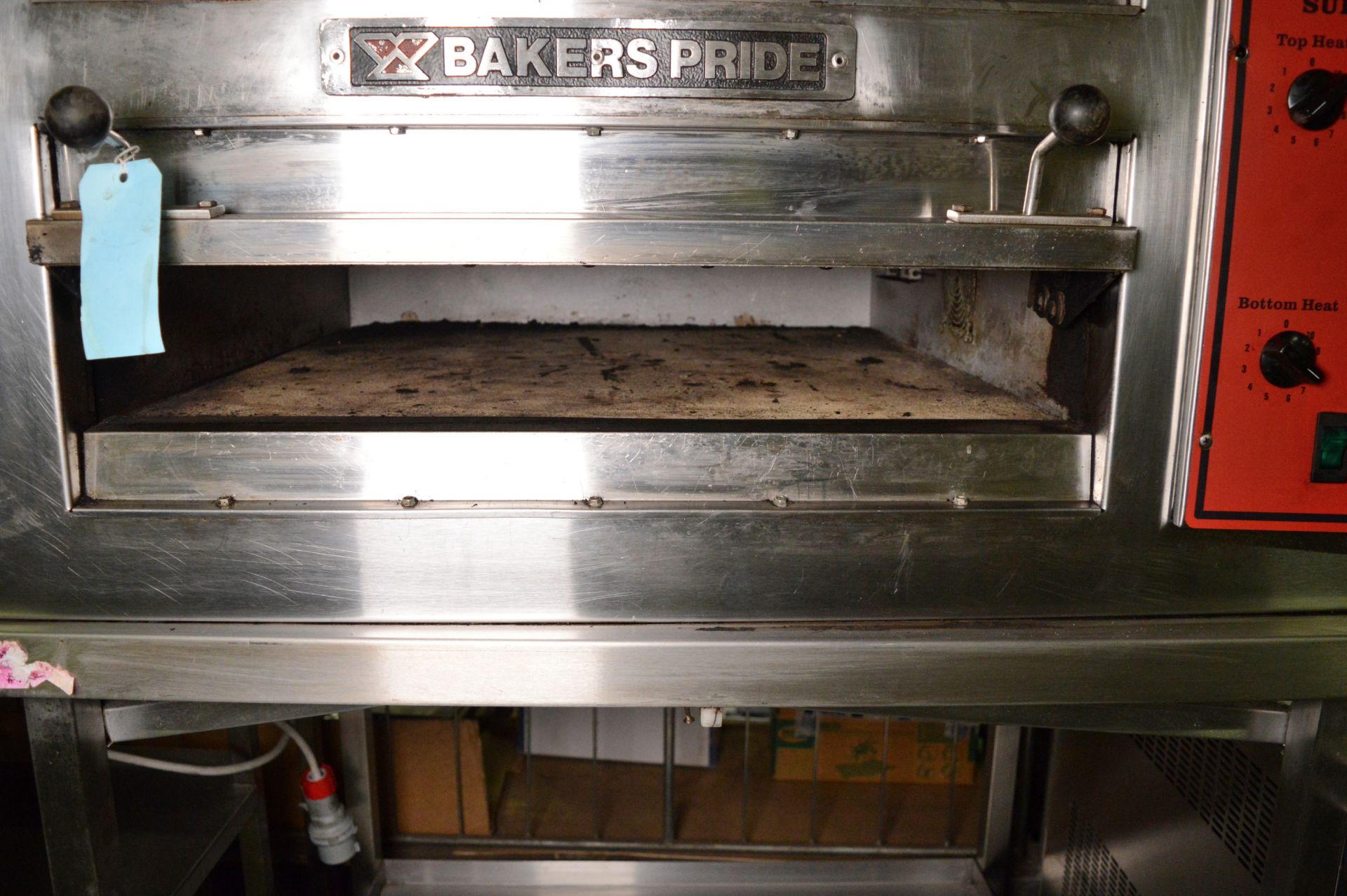 Bakers Pride EP-2-2828 Electric Deck Oven 3Ph 9.5kW on Portable Trolley. - Image 3 of 3