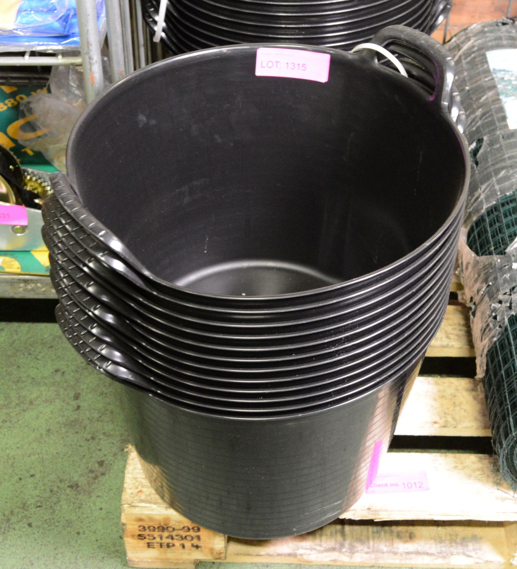 12x Large Black Flexy Tubs.