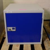 Small Metal Locker L460 x W460 x H460mm.