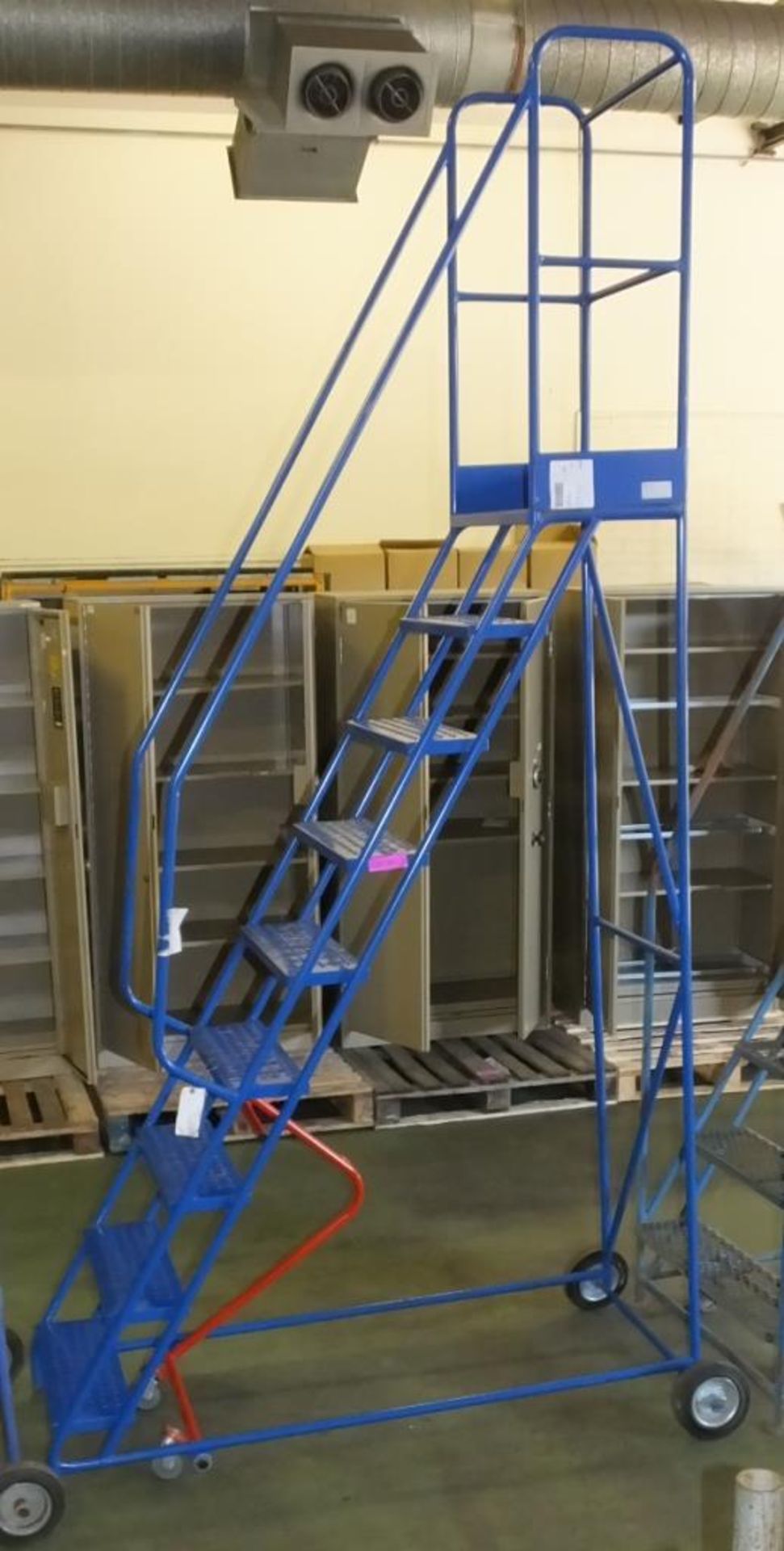 Large Step Ladders With Platform