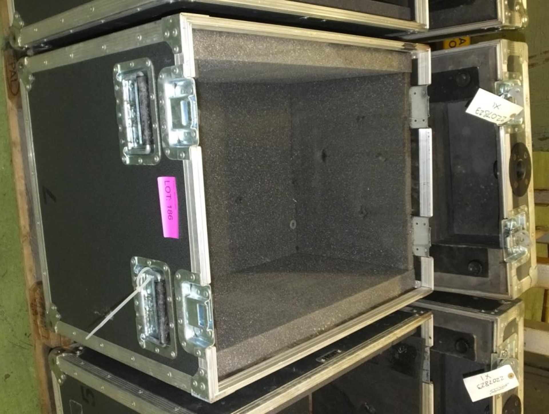 APO Box L660mm x W540 x H700mm