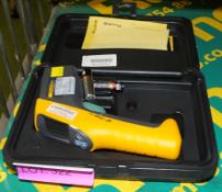 Fluke 561 IR Thermometer + Case