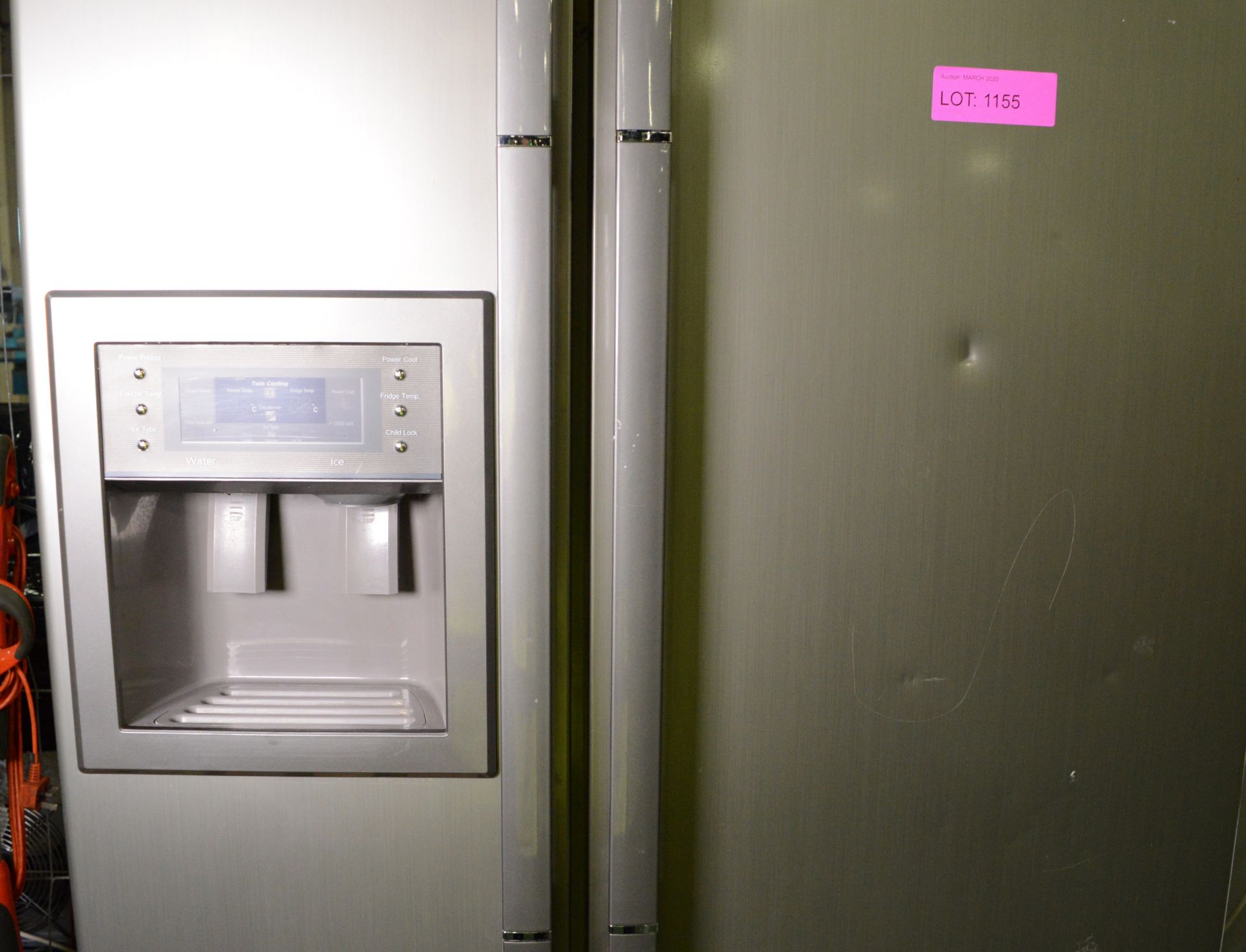 Samsung RS21DCNS American Style Fridge / Freezer with Water & Ice Dispenser - Working. - Image 2 of 5