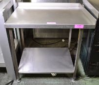 Stainless Steel Corner Food Preparation Table L920 x W920 x H900mm.