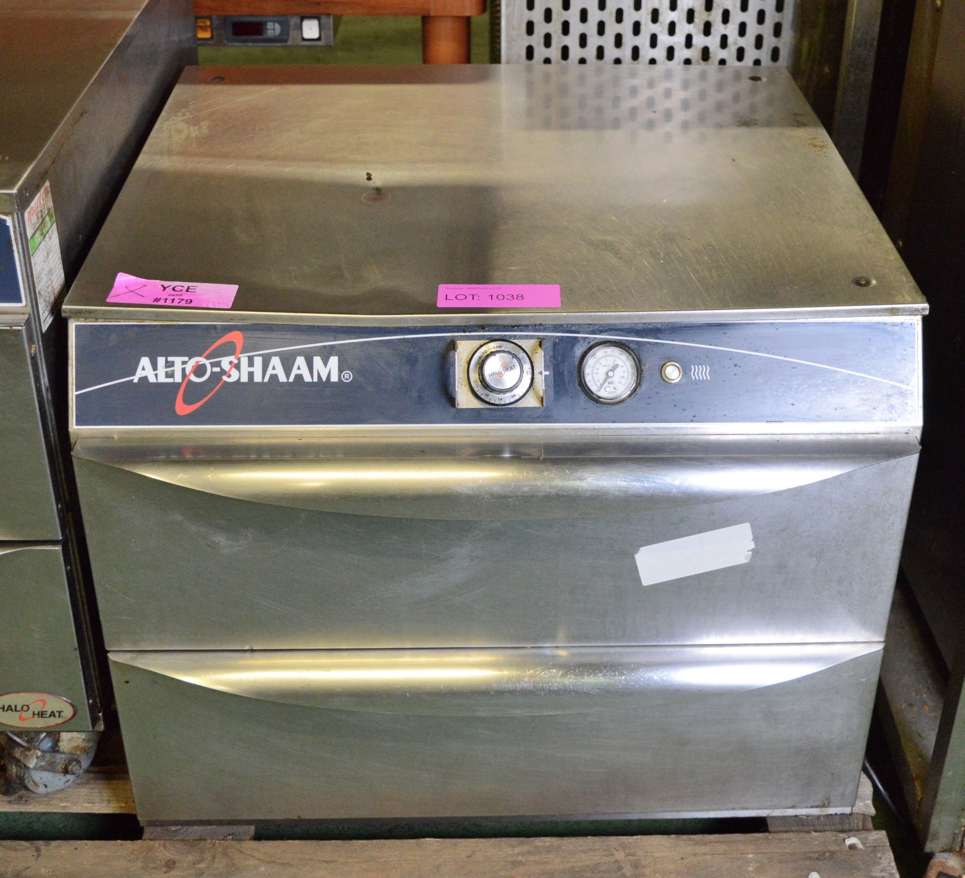 Alto-Shaam 500-20 Warming Drawer.