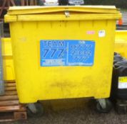 Large Recycle Bin - Yellow