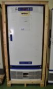 Medical Freezer Dometic FR 400 L860 x W730 x H1950mm.