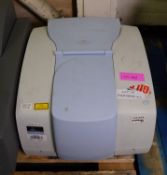 Perkin Elmer Spectrum 100 Spectrometer.