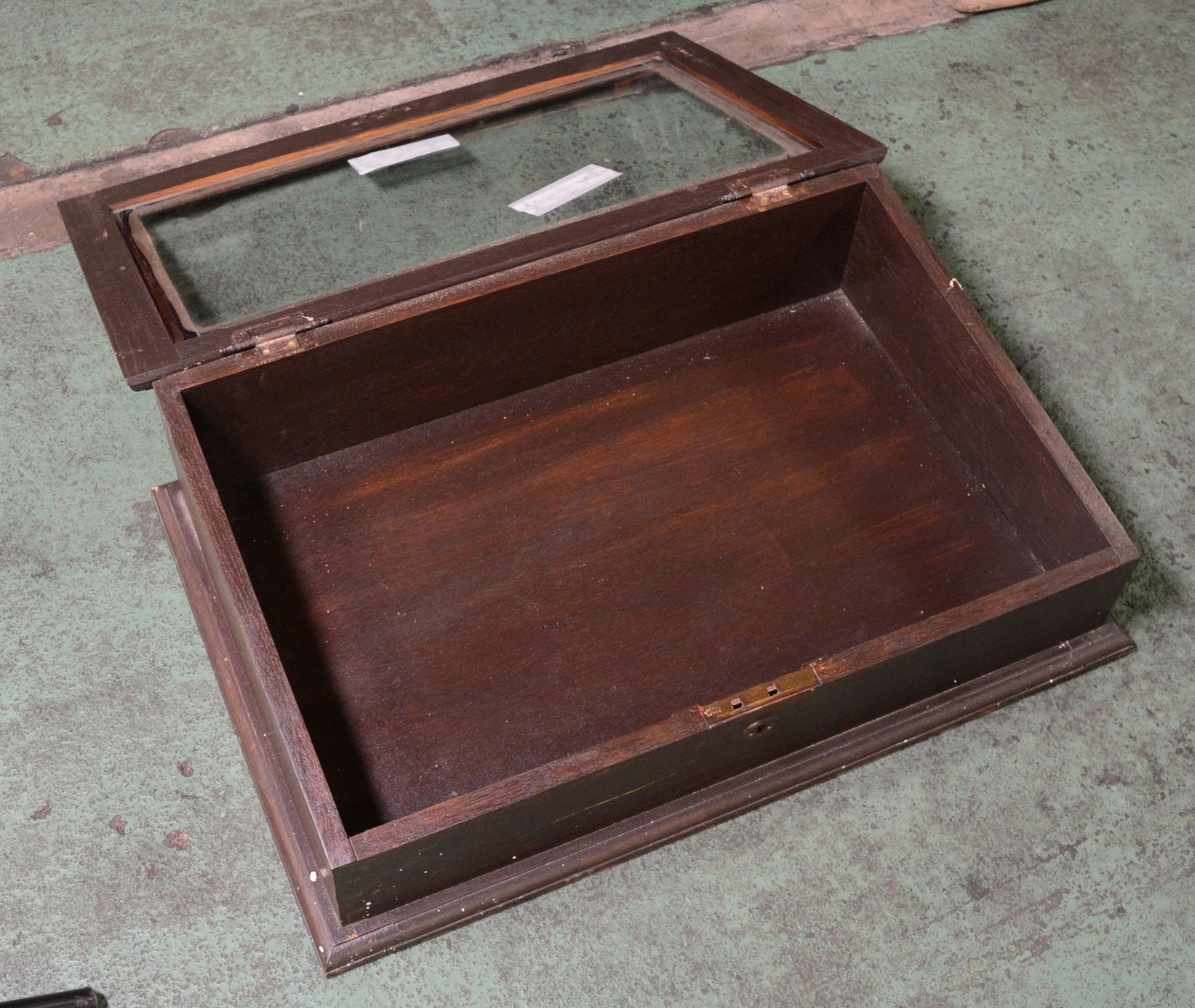 Jewellery Display Case with Glass Lid. - Image 2 of 2