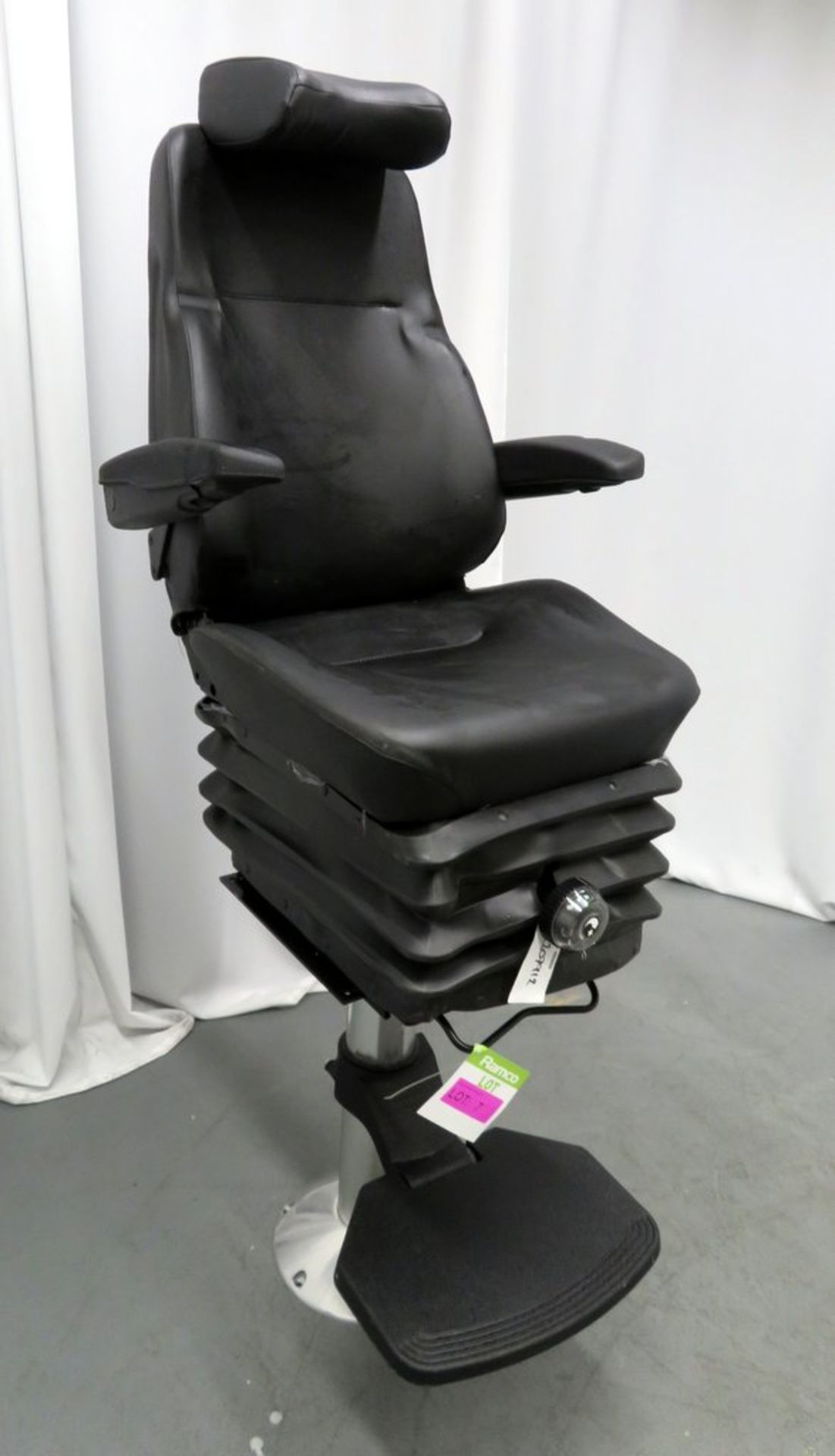 KAB 500 Series Mechanical suspension seat for the construction, truck and marine sectors. - Image 2 of 13