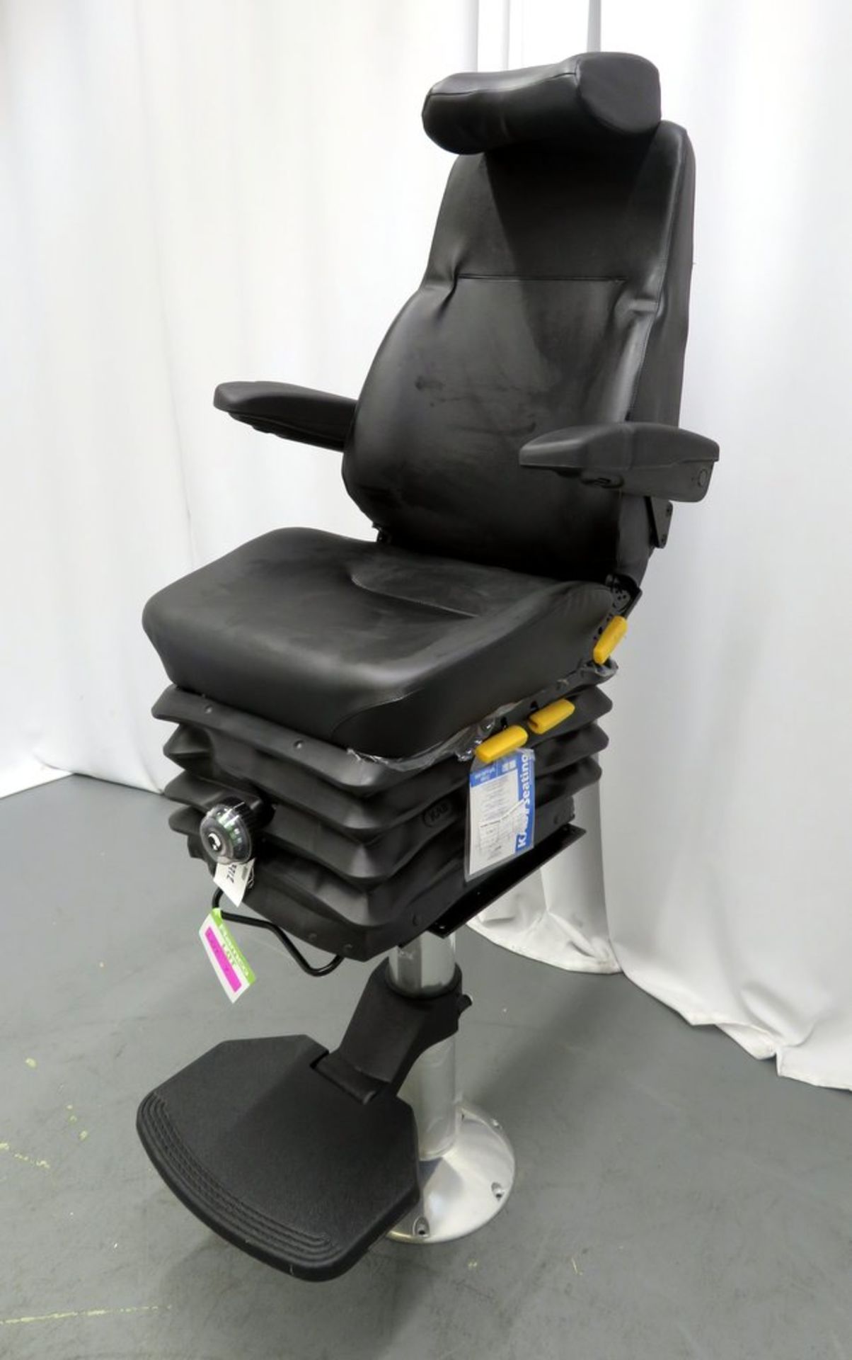 KAB 500 Series Mechanical suspension seat for the construction, truck and marine sectors. - Image 3 of 13