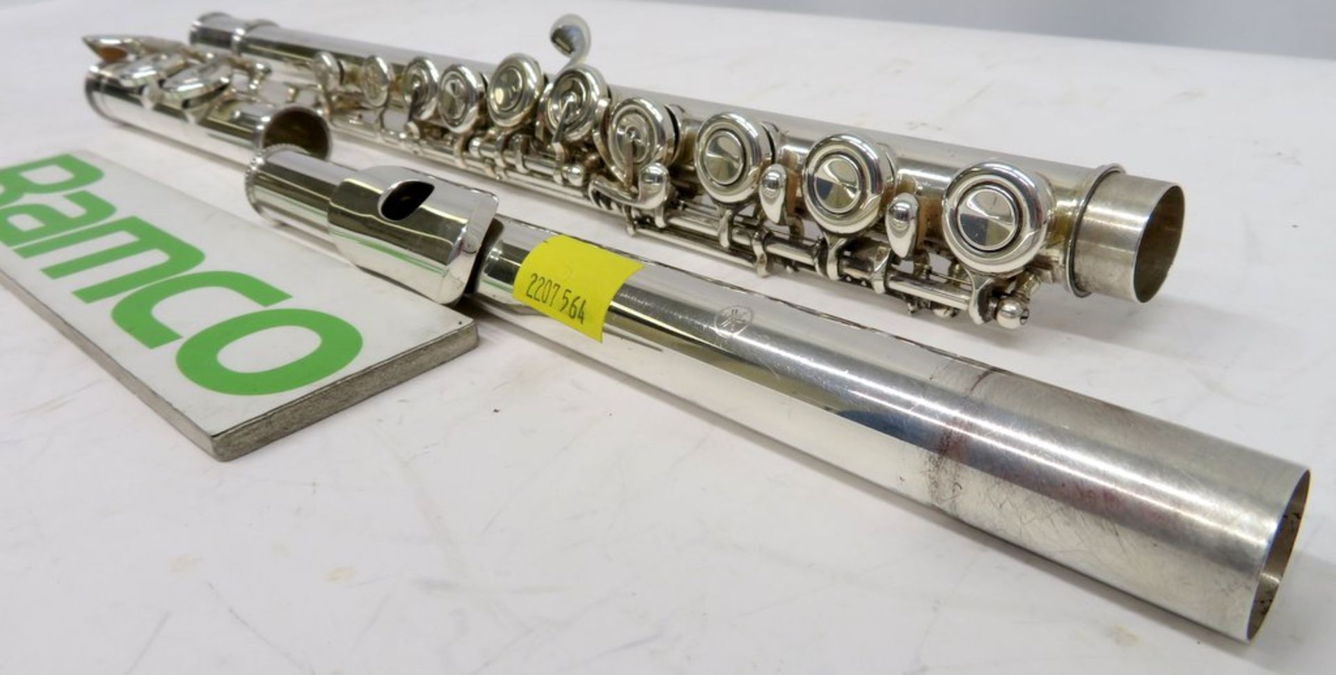 Yamaha 511 Flute Complete With Case. Serial Number: 006705. Please Note That This Item H - Image 11 of 12