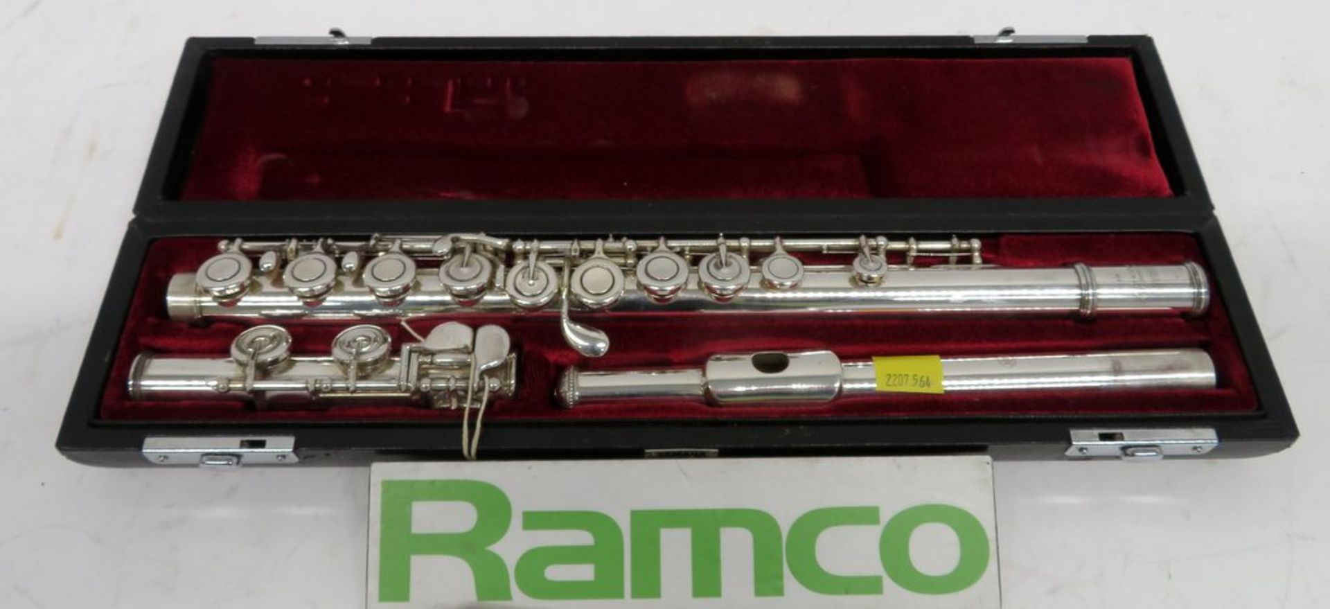 Yamaha 511 Flute Complete With Case. Serial Number: 006705. Please Note That This Item H