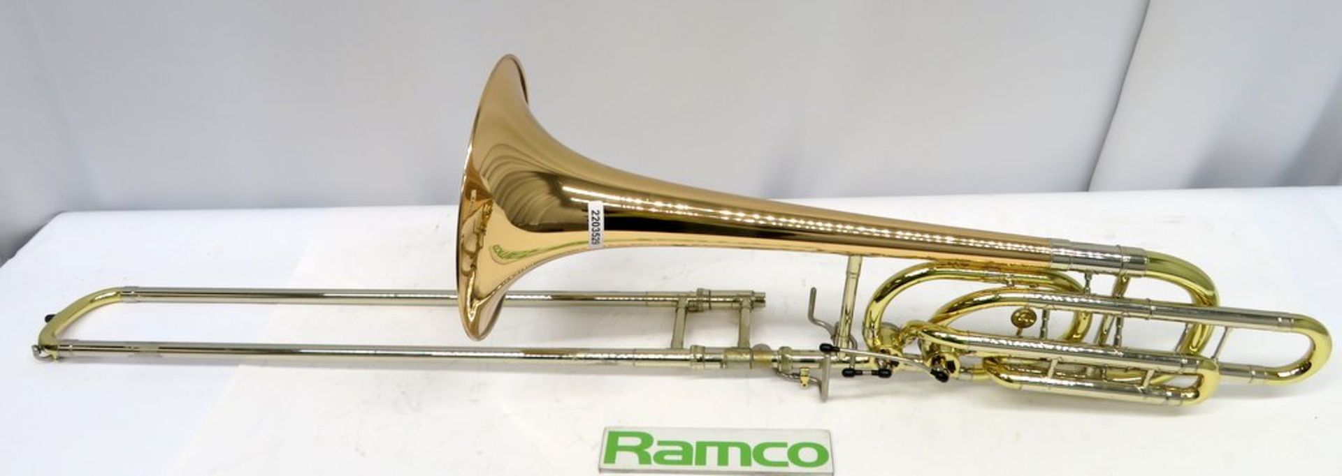 Holton USA TR181 Trombone Complete With Case. - Image 3 of 16