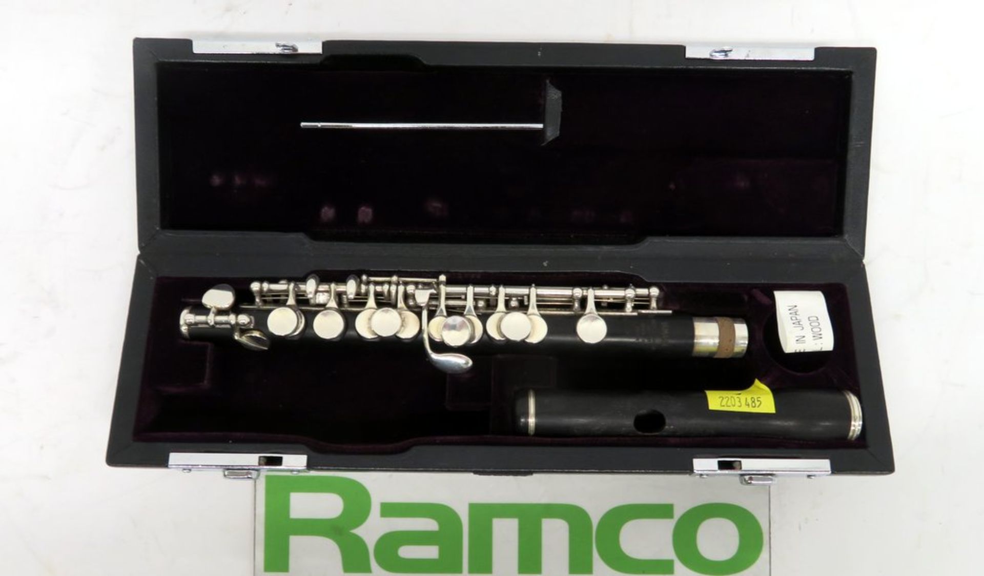 Yamaha 91 Piccolo Complete With Case. - Image 2 of 10
