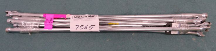 9x torque wrench (spares).