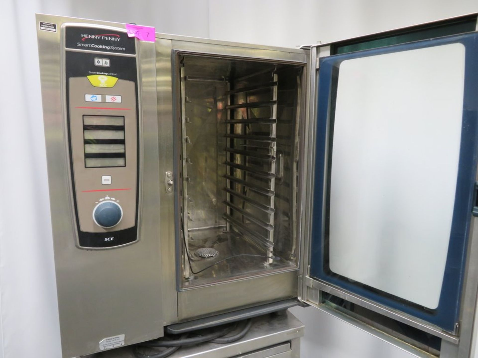 Henny Penny (Rational) SCE101 10 grid combi oven, 3 phase electric - Image 6 of 9