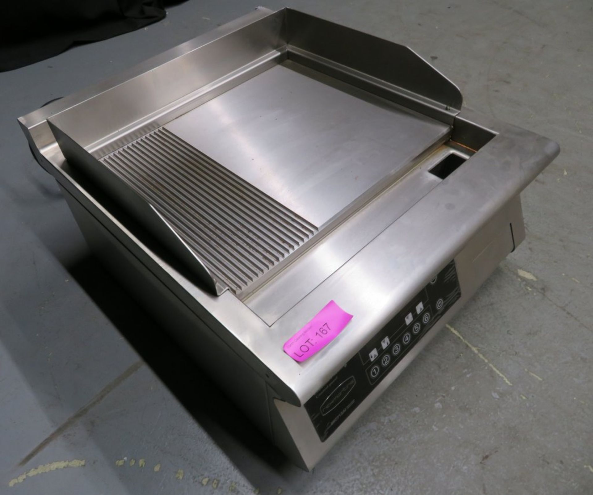 Heavy duty induction griddle, 1/3 ribbed & 2/3 smooth, 3 phase electric, demo use only - Image 2 of 6