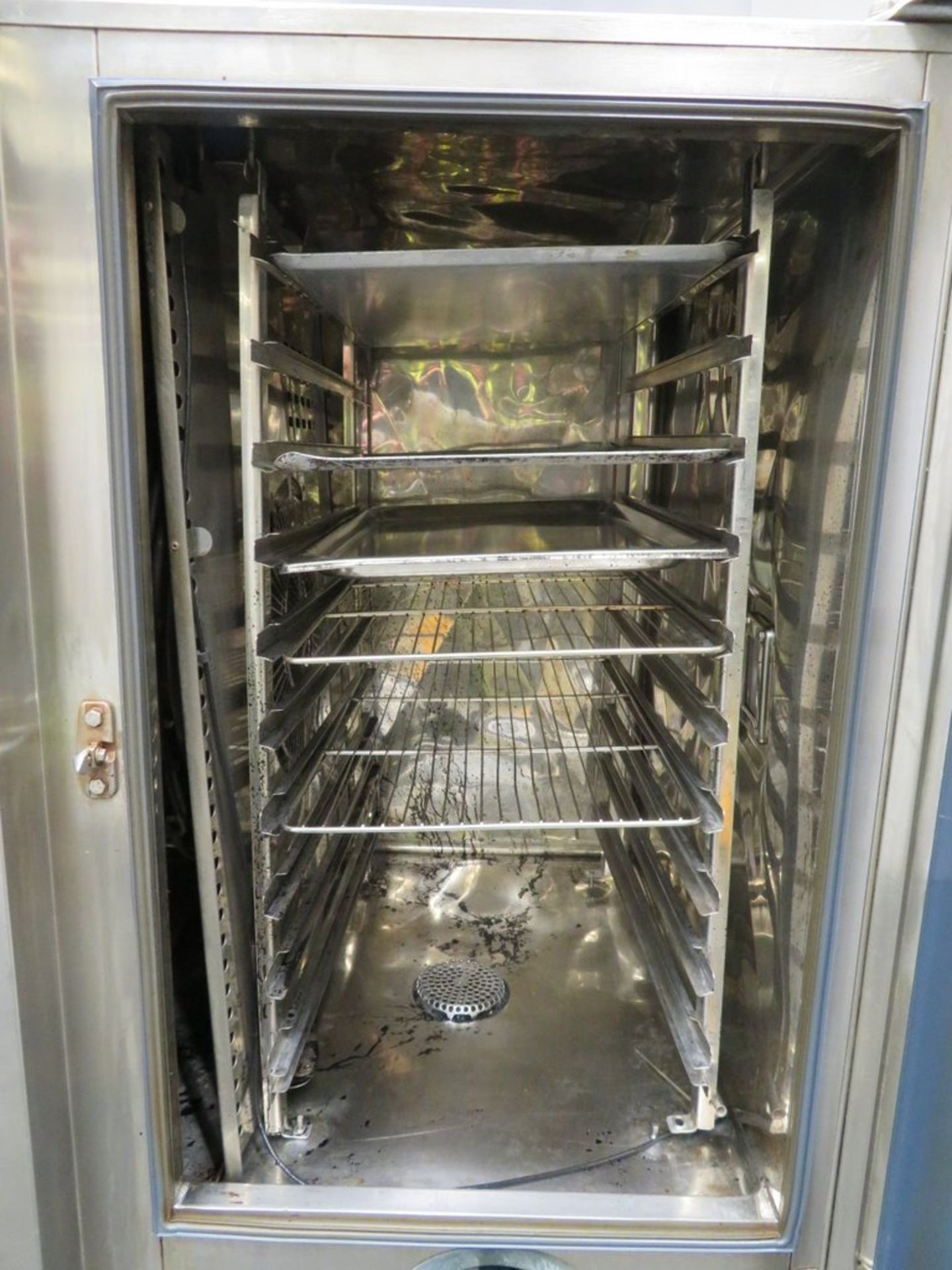 Rational SCC101 10 grid combi oven, 3 phase electric - Image 5 of 10