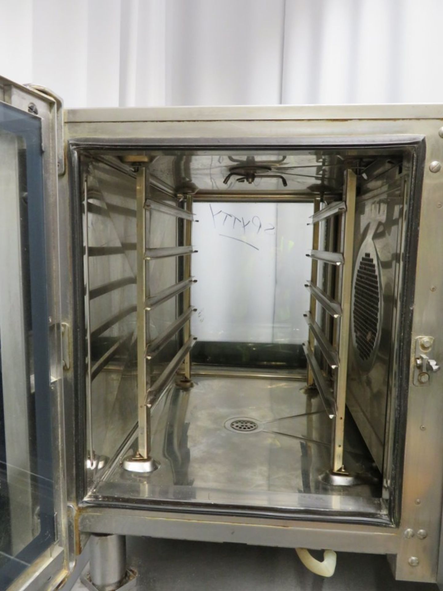 Houno B5 5 grid combi oven, 3 phase electric, dual opening front and back - Image 5 of 9