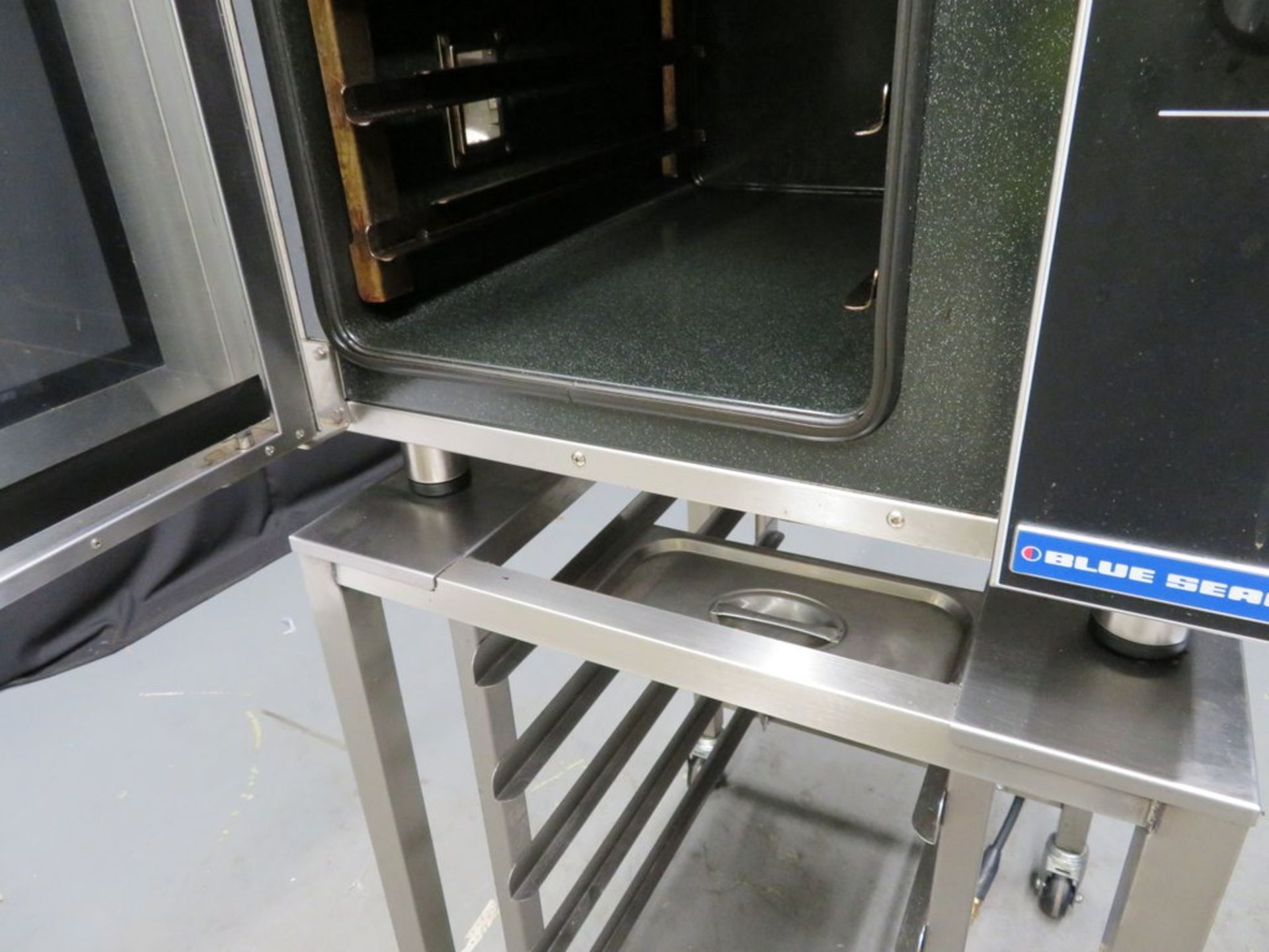 Blue Seal Turbofan E3D55 combi oven, 1 phase electric - Image 5 of 10