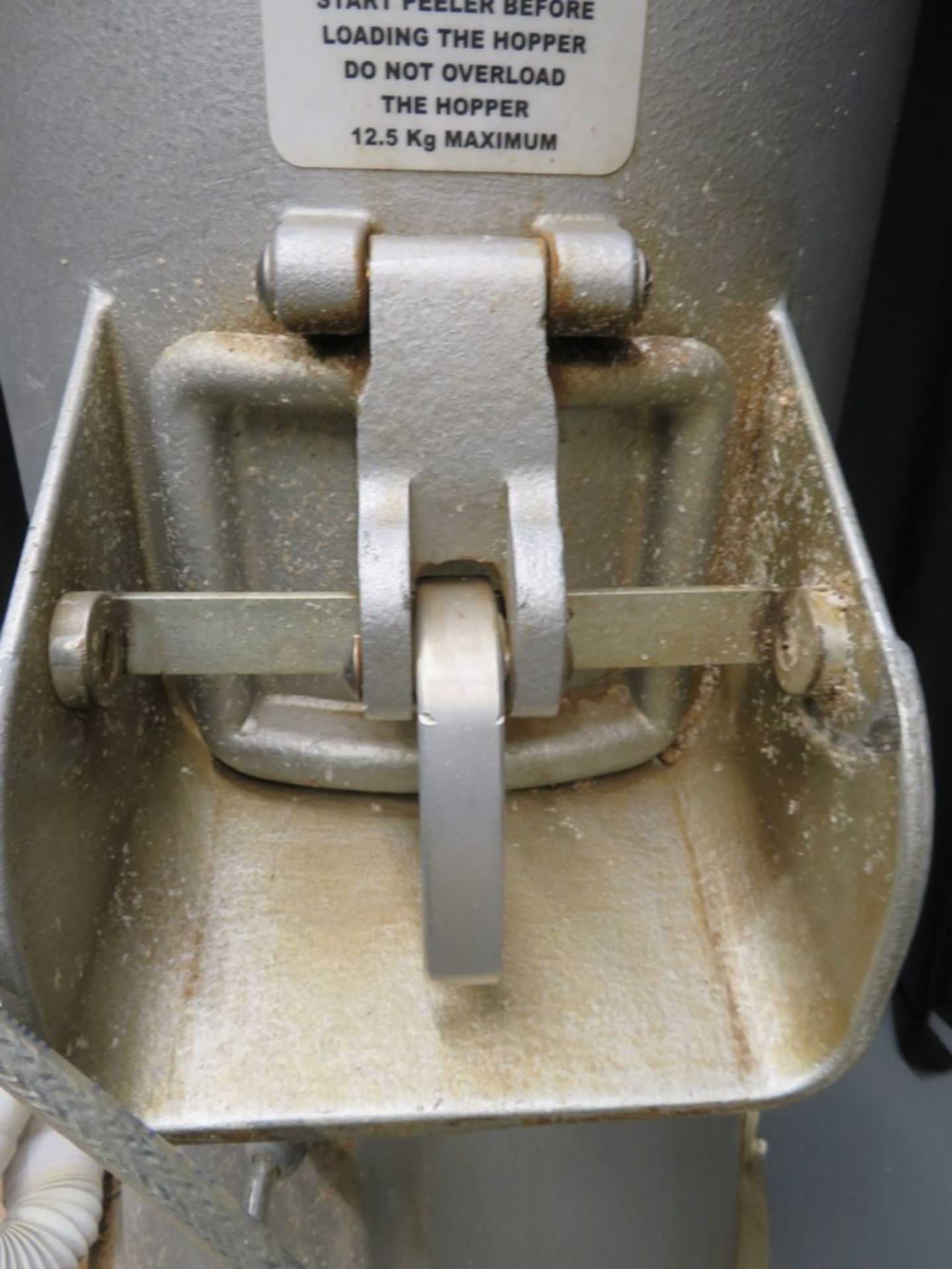 Hobart E6128 28lb/13kg potato peeler, 1 phase electric - Image 3 of 8