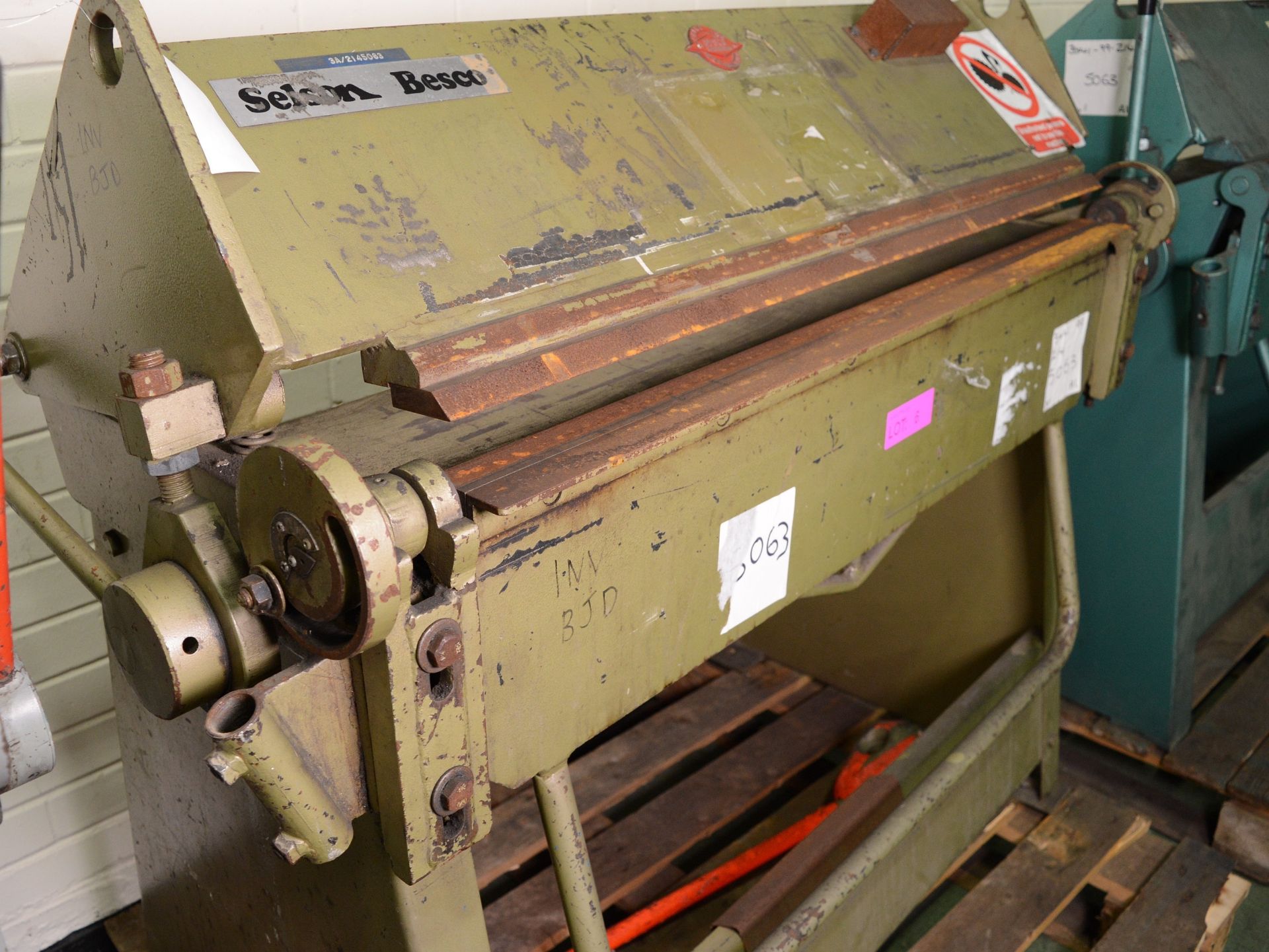 Selson Besco Univfolder Model UC 316. - Image 2 of 2