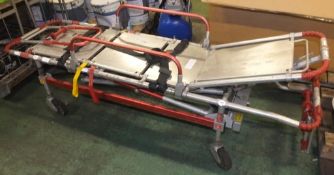 Medical stretcher trolley