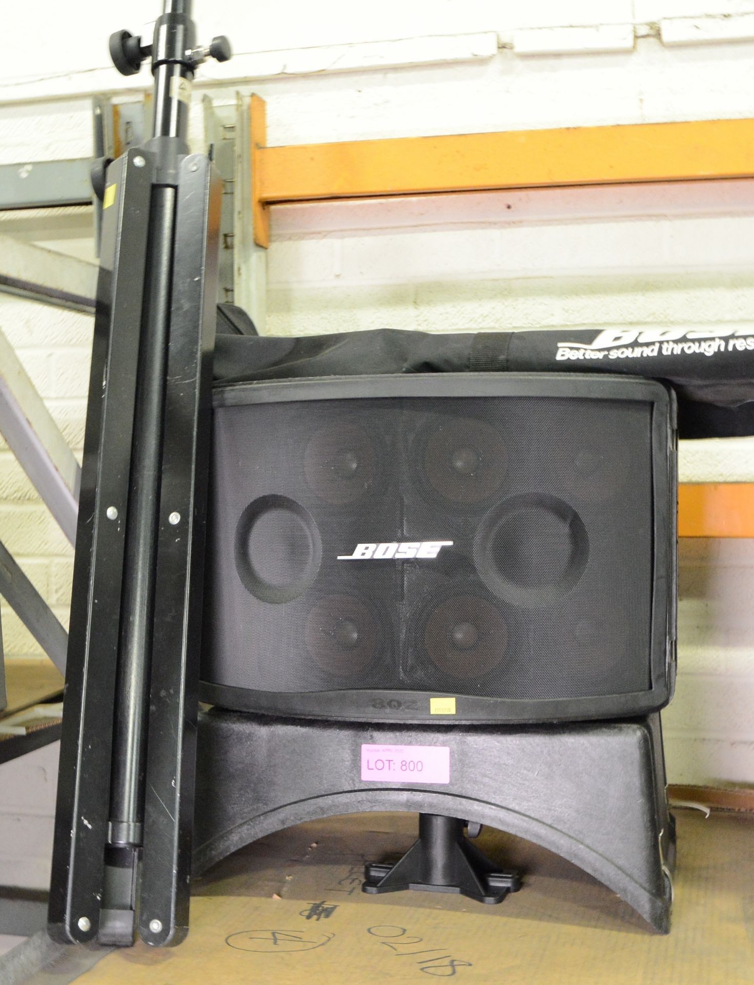 Bose Panaray 802 III Speaker & Stand.