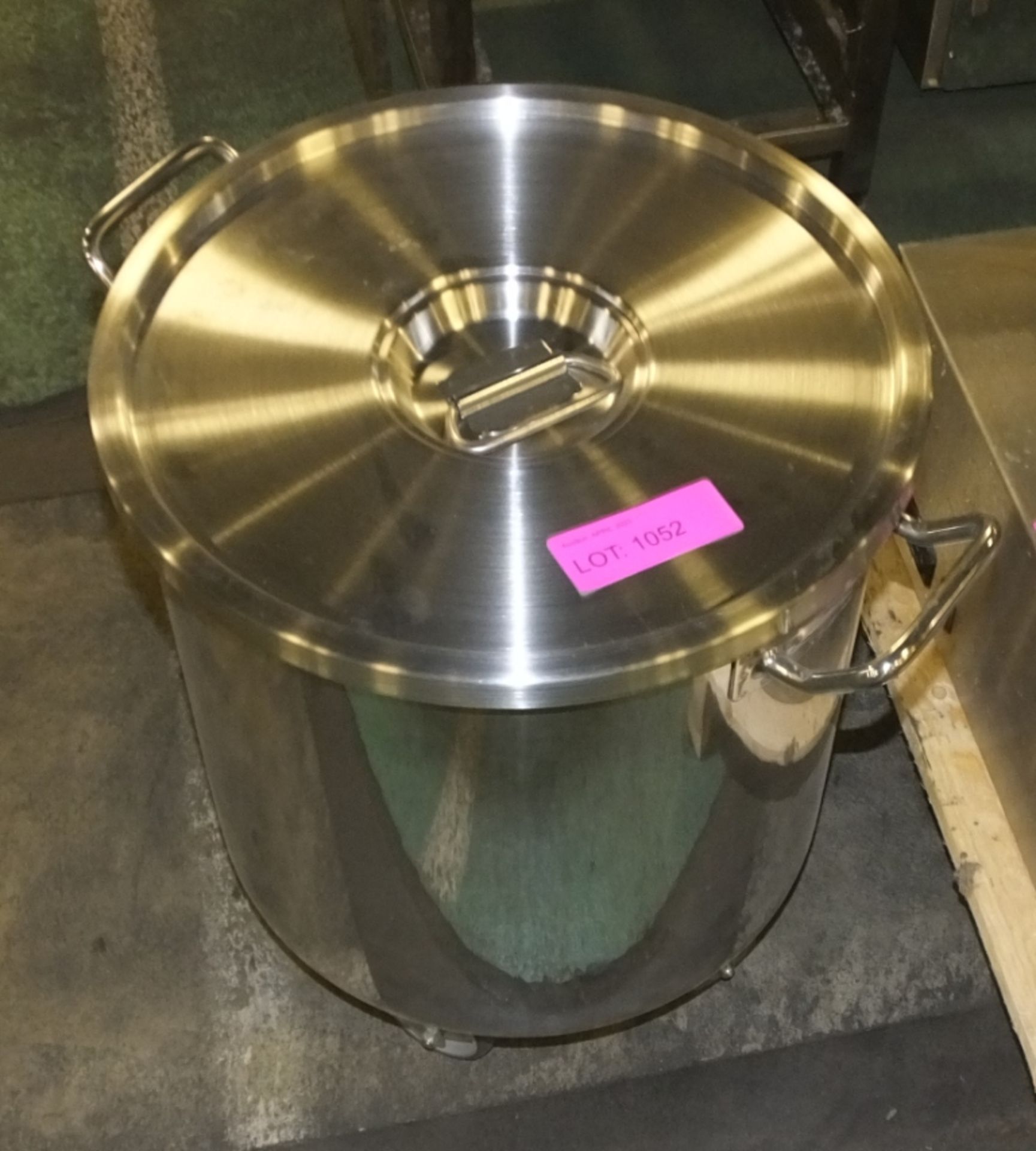 Stainless Steel Bin on Wheels Diameter 400mm x Height 400mm