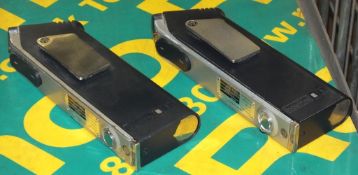 2x CI5 / Bodie / Doyle PYE walkie takie prop radios