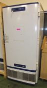 Medical Freezer Dometic FR 750 G L920 x W970 x H1940mm