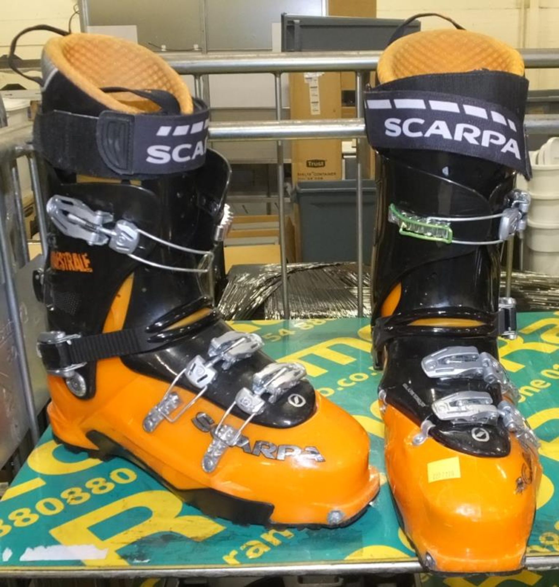 Scarpa ski boots size 12