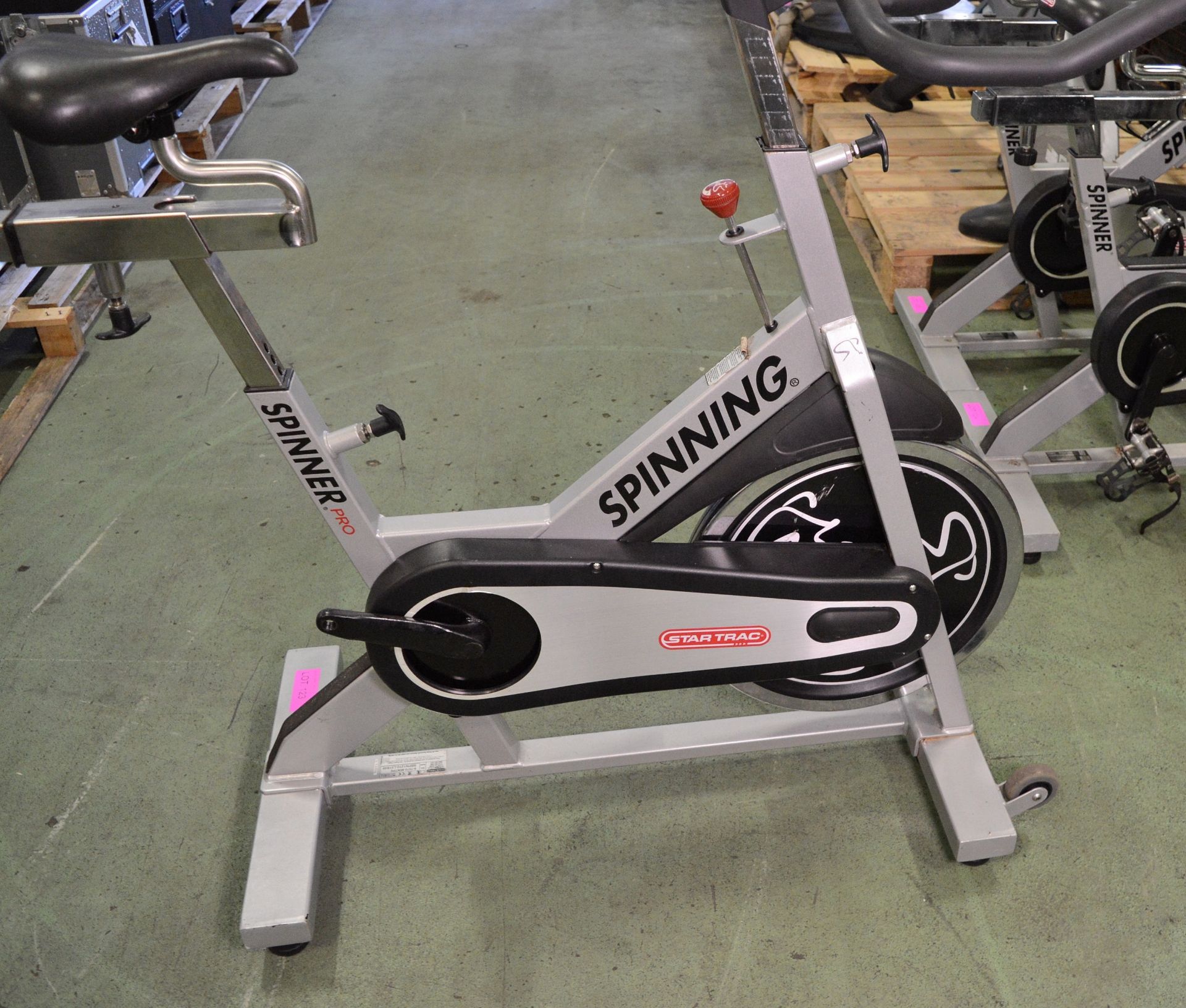 Star Trac Spinning Pro Bike. - Image 2 of 2