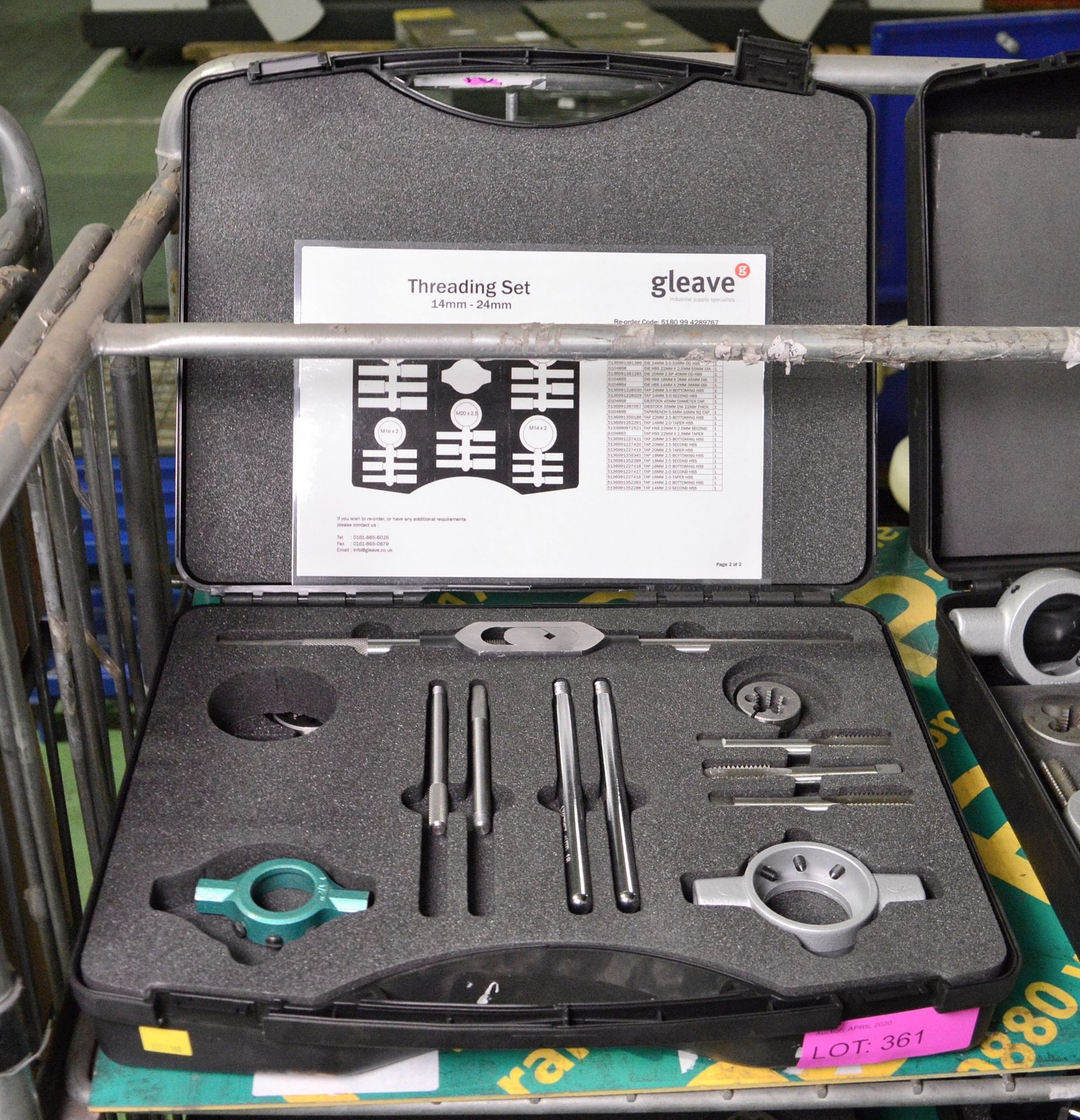 Metric Tap & Die Threading Set.