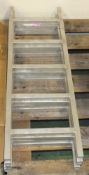 4x Aluminium ladder box section