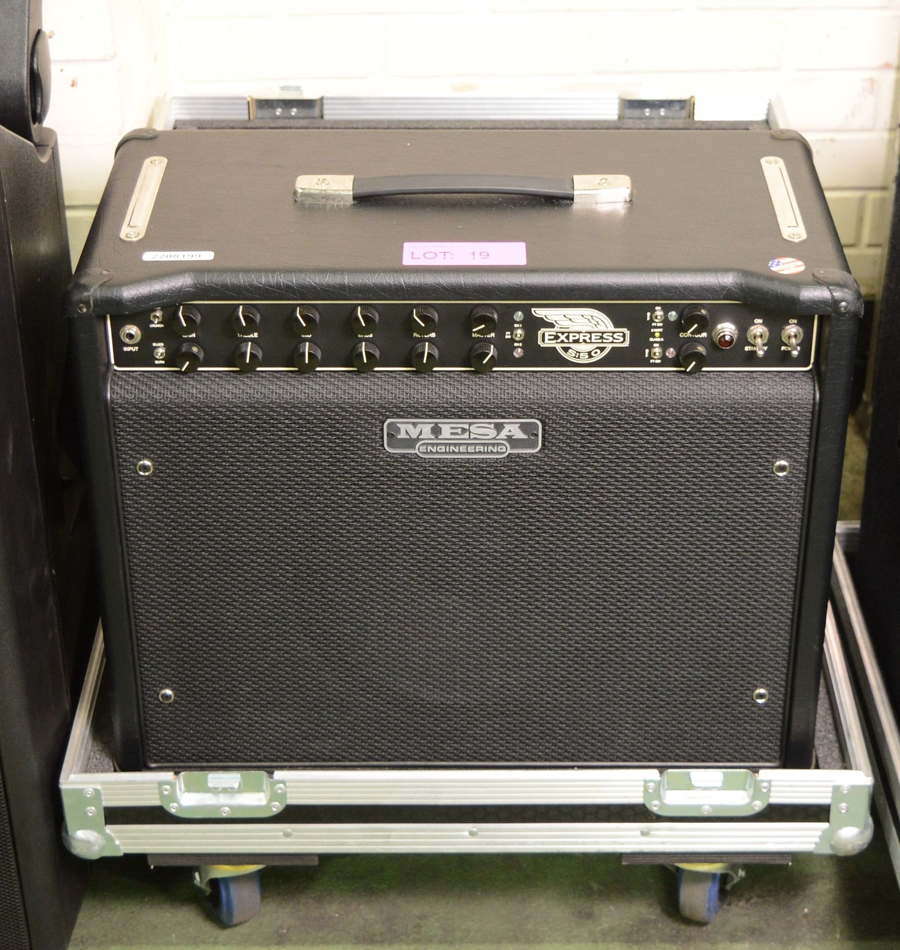 Mesa/Boogie Express 5.50 SGB -Guitar Amplifier + Case.