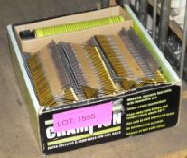 64mm Framing Nails & 3x Gas Canisters