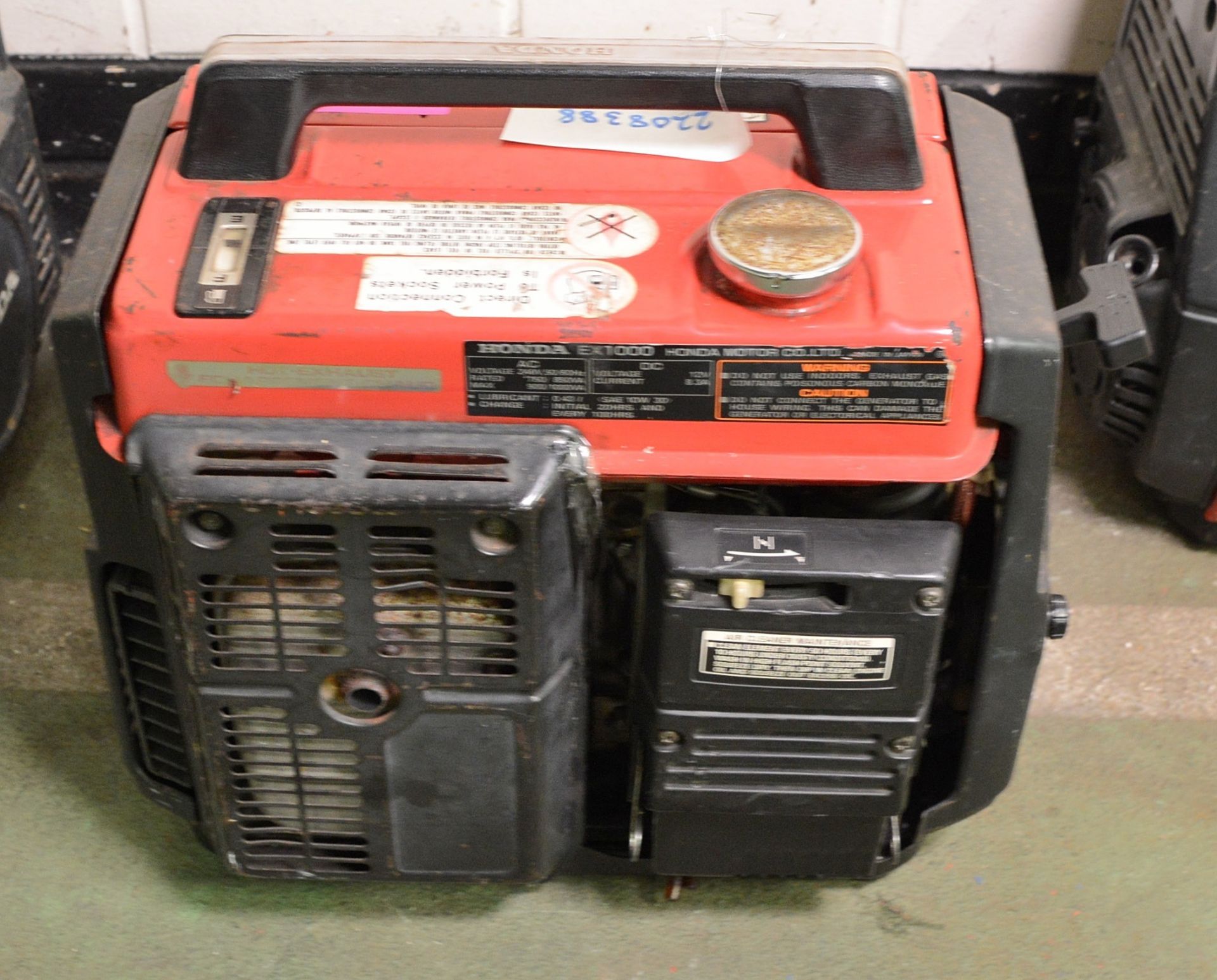 Honda EX1000 Generator Portable 240v Rated 750/850VA. - Image 2 of 2