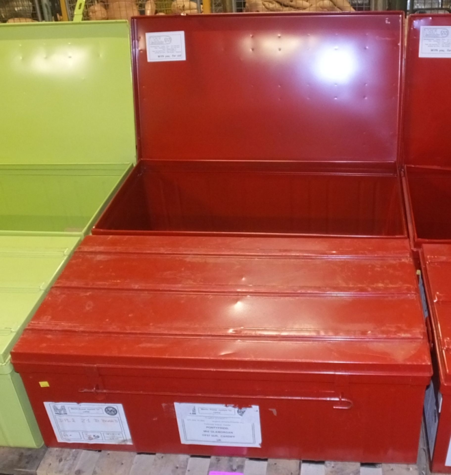 2x Metal Storage boxes - 100 x 55 x 40cm - Red