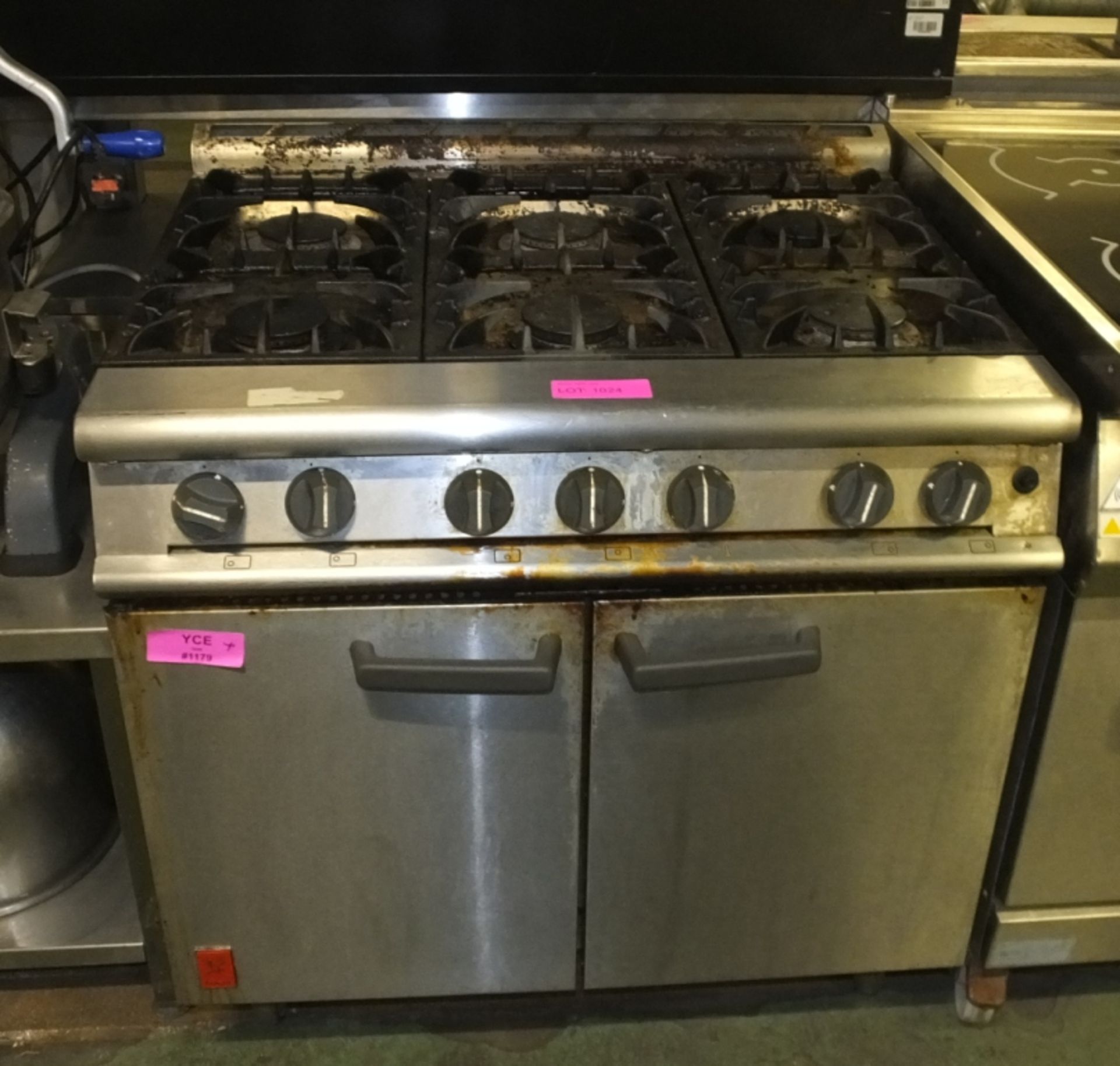 Falcon 6 Burner Hob & Wide Single Oven