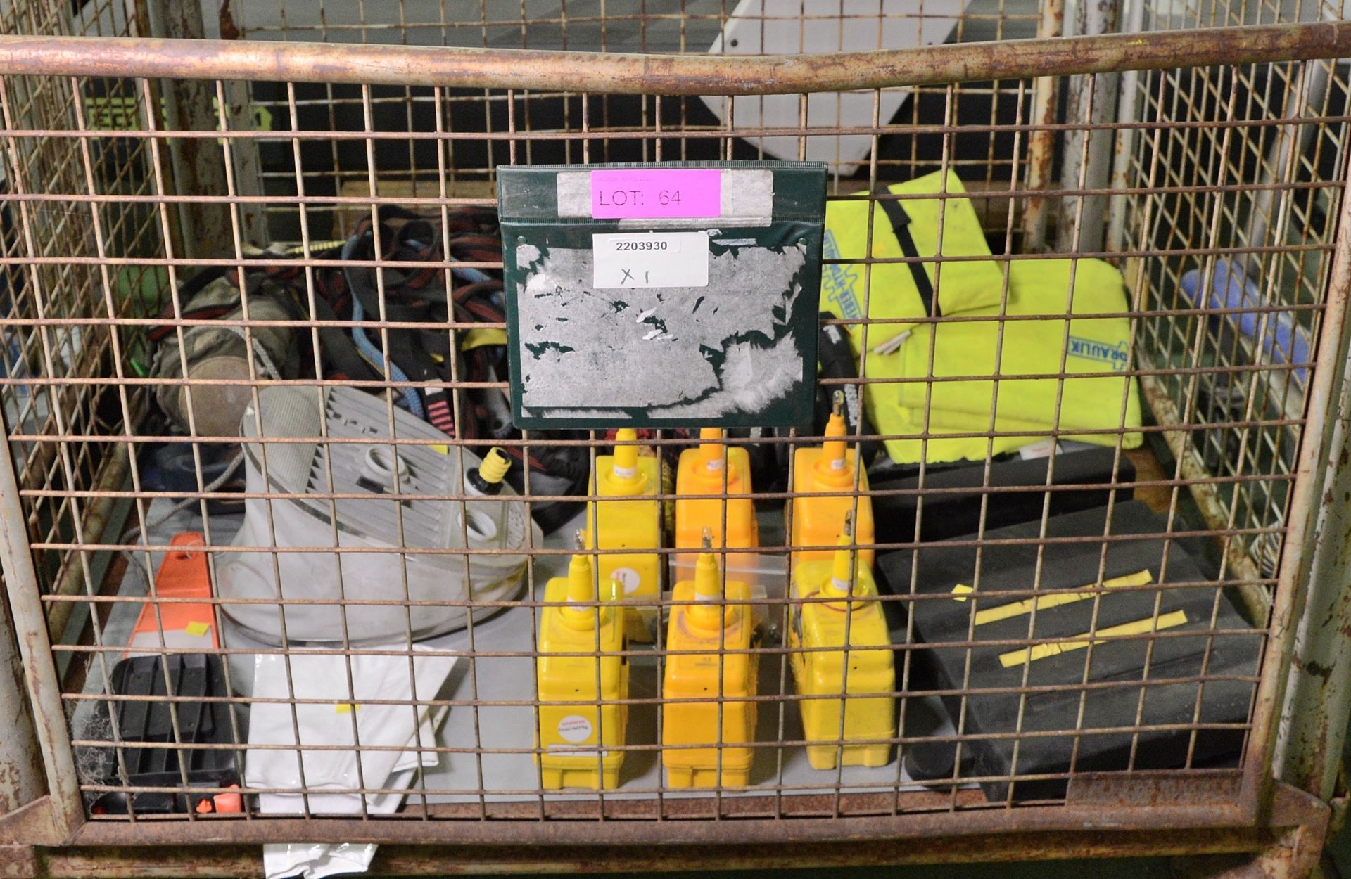 Various Traffic Items Ramp,Lights,Ropes Reflectors.