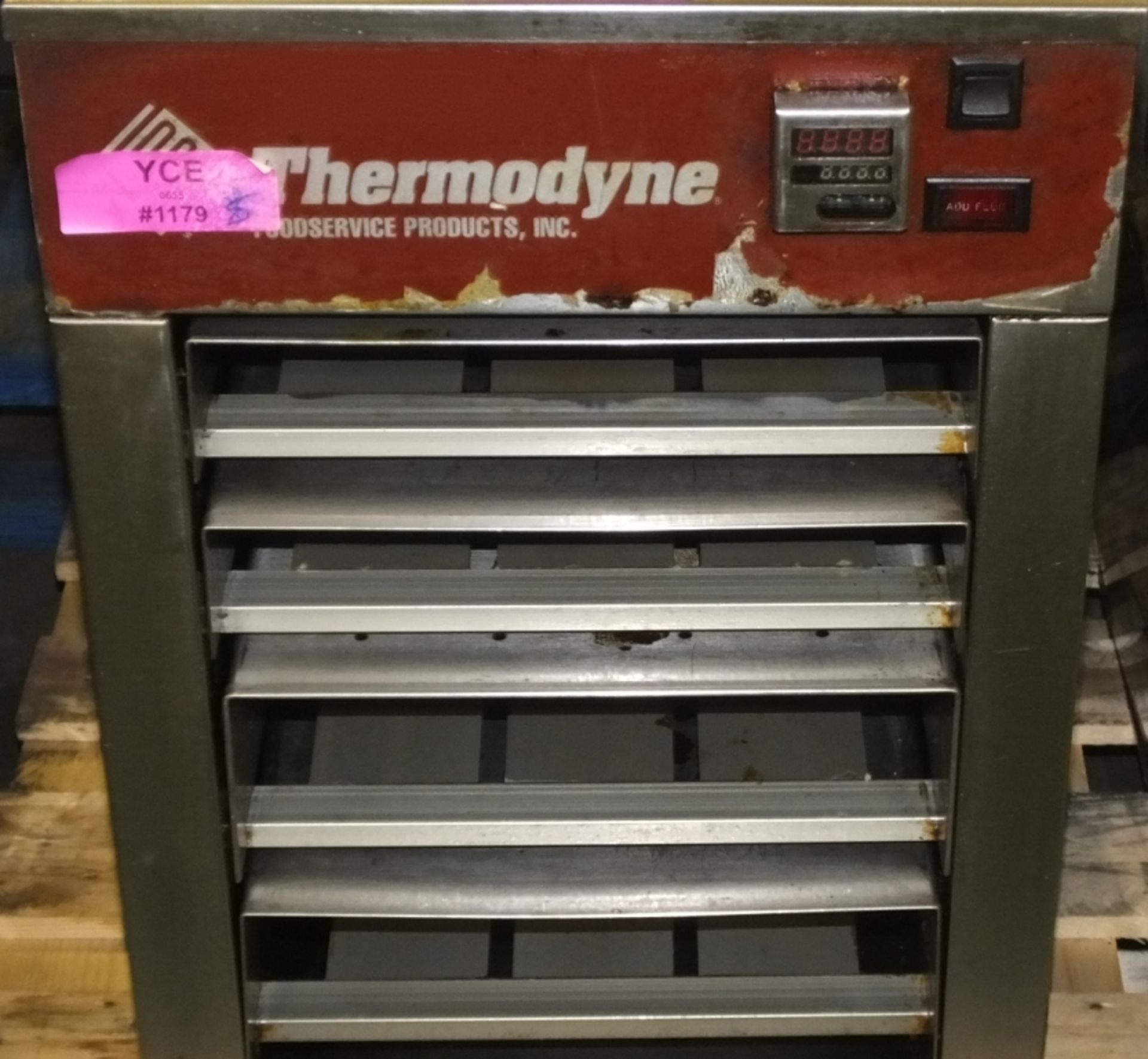 Thermodyne heater holding cabinet - Image 2 of 2