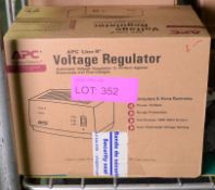 APC Voltage Regulator 1200 VA.