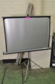 Projector Screen Mobile. Projector Screen.